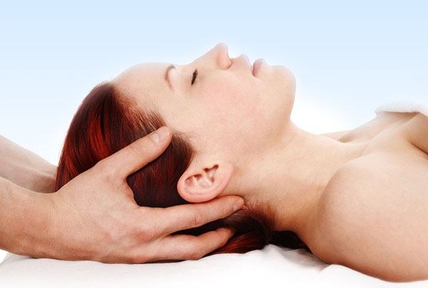 Memphis Physical Therapy Head Shoulder Massage