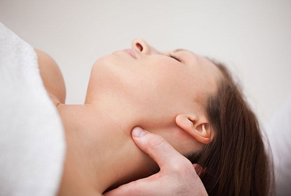 Physical Therapy in Memphis TN Neck Massage